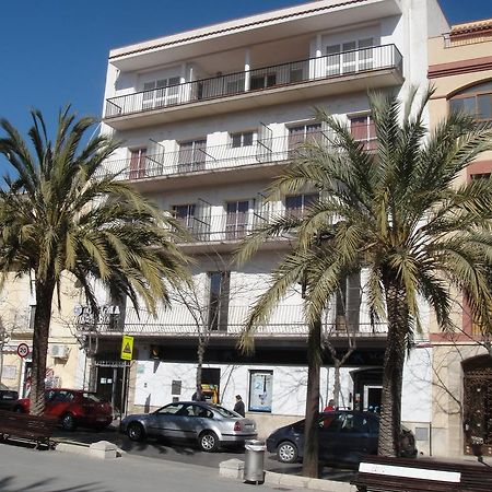 Hostal Residencia Celma Сан-Карлос-де-ла-Рапита Экстерьер фото
